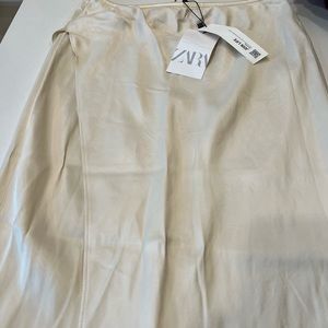 Zara Satin Midi skirt with split